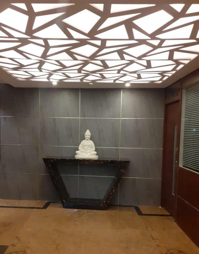 ホテル Mount Palazzo Nandi エクステリア 写真